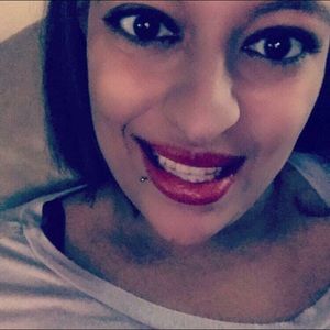 Meet your Posher, Errica